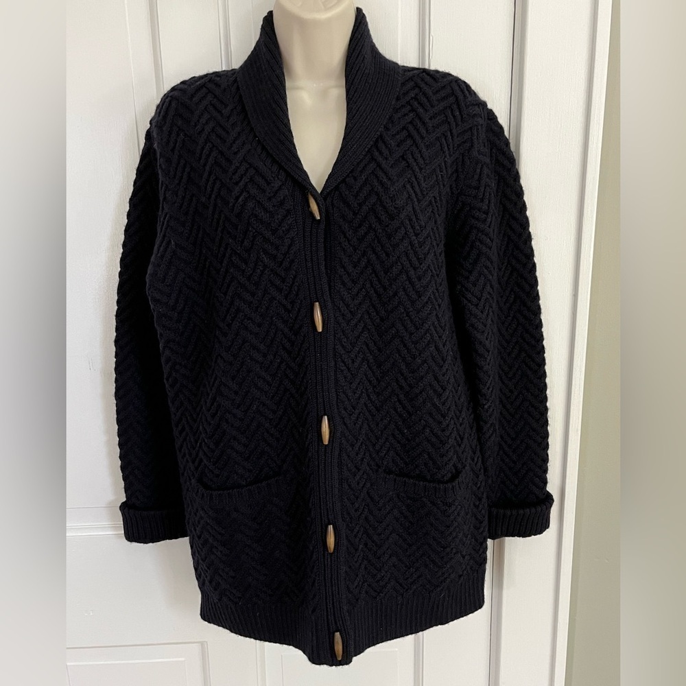 Talbots Navy Cable Knit Cardigan Sweater Chunky Oblong Wooden Buttons S